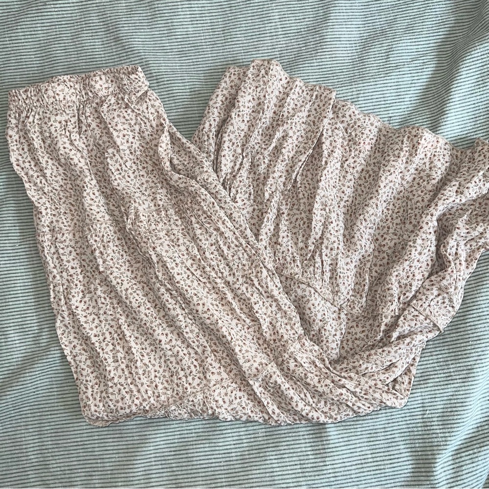 brandy melville skirt